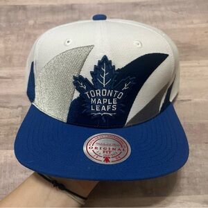 Toronto Maple Leafs Mitchell & Ness NHL Snapback Hat Cap Sharktooth 3D Logo NWT
